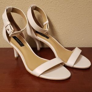 Ann Taylor - Cross Strap Leather Sandal (8 1/2)